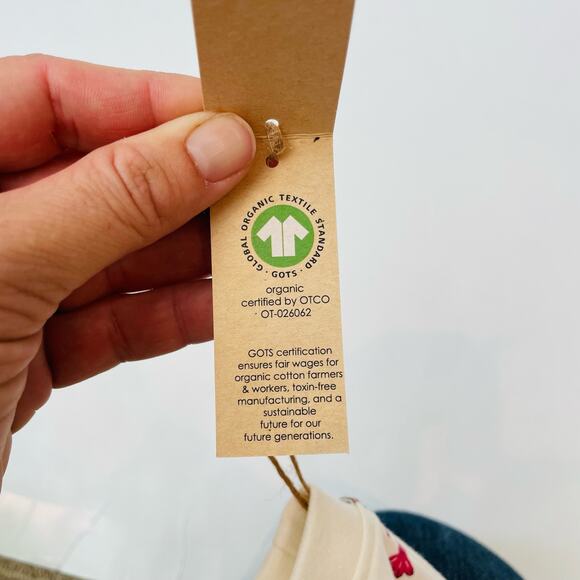 NWT Pink Chicken 8Y Lobsters Organic Tee - Picture 5 of 5